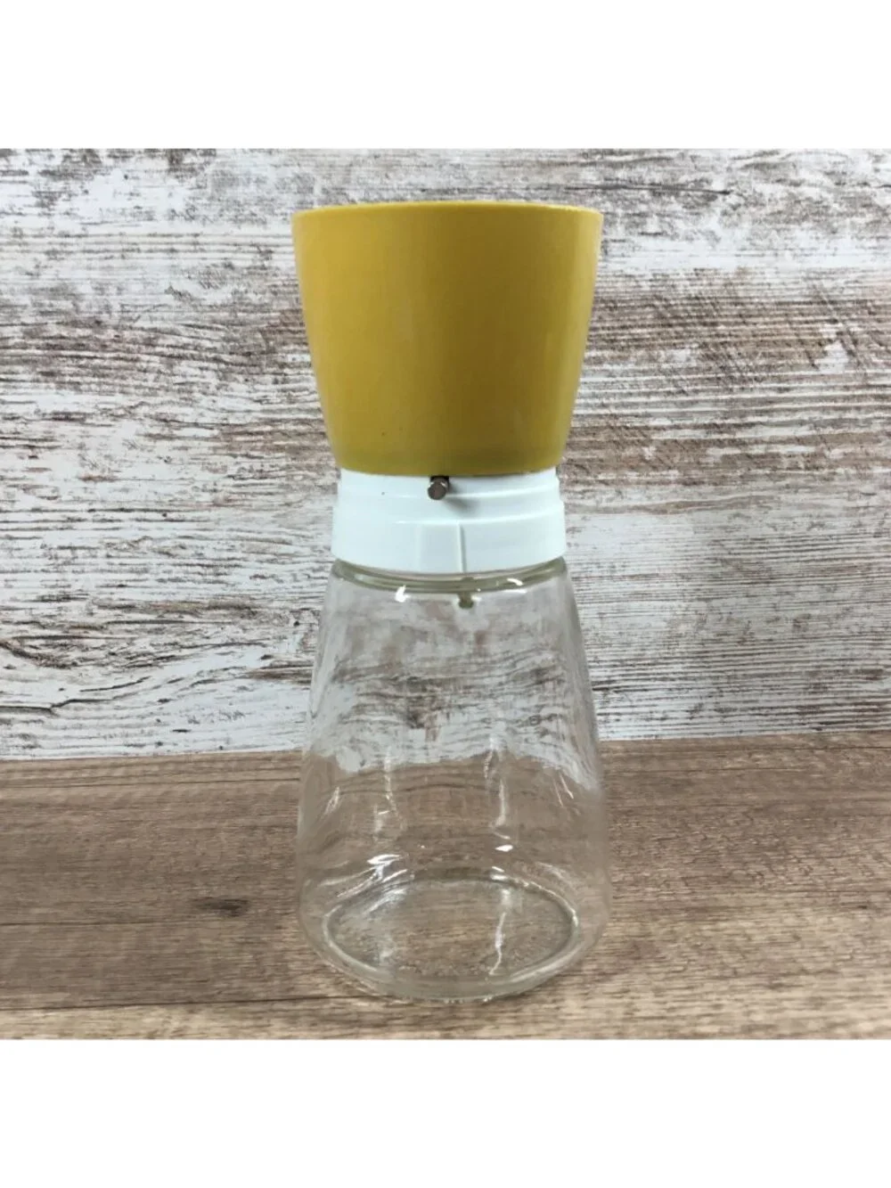Vintage Federal Housewares Harvest Gold Glass Spice Nut Grinder Chopper